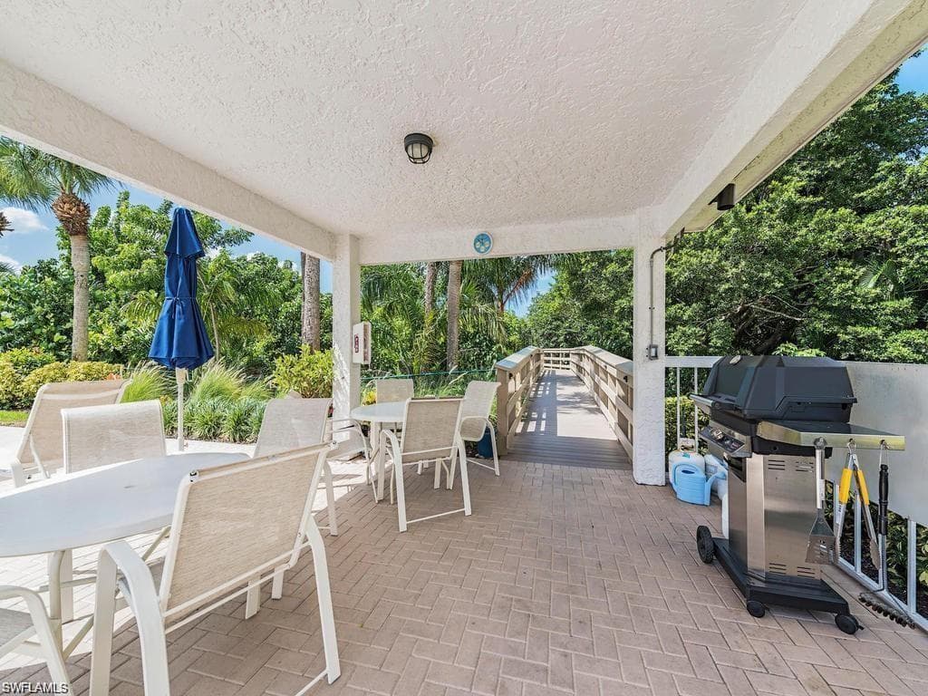 5501 Heron Pt DR 201-25