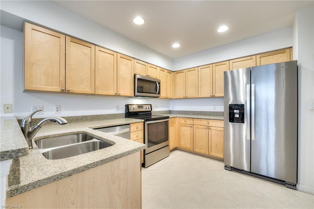 16580 Crownsbury WAY # 102, FORT MYERS FL 33908-15