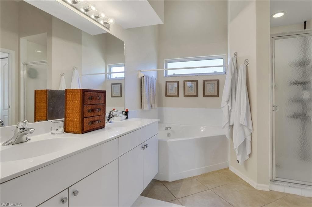 8620 Cedar Hammock CIR 1121-14
