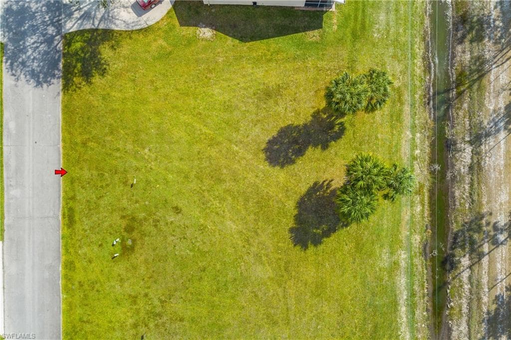 4017 Skyway DR, NAPLES FL 34112-4
