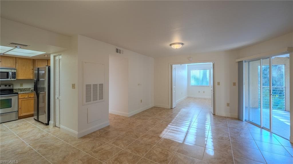 3160 Seasons WAY 709-5