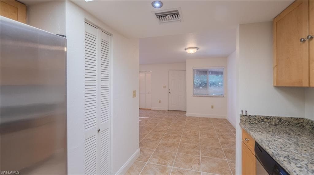 3160 Seasons WAY 709-6