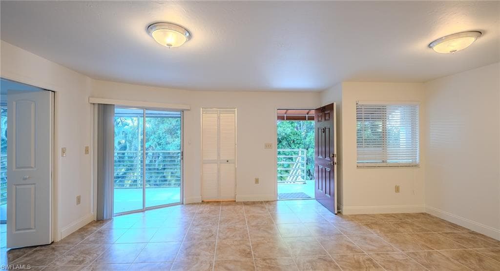 3160 Seasons WAY 709-4