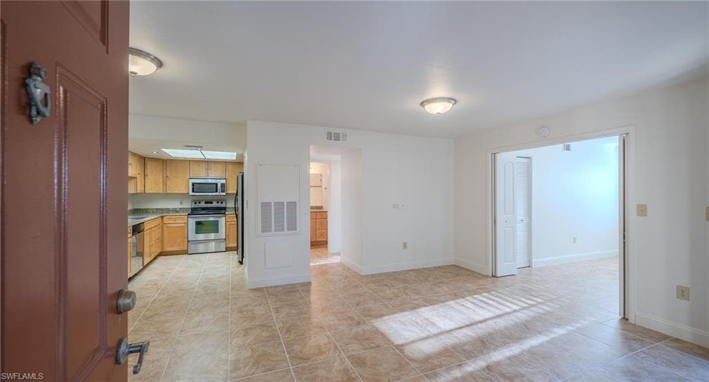 3160 Seasons WAY 709-3