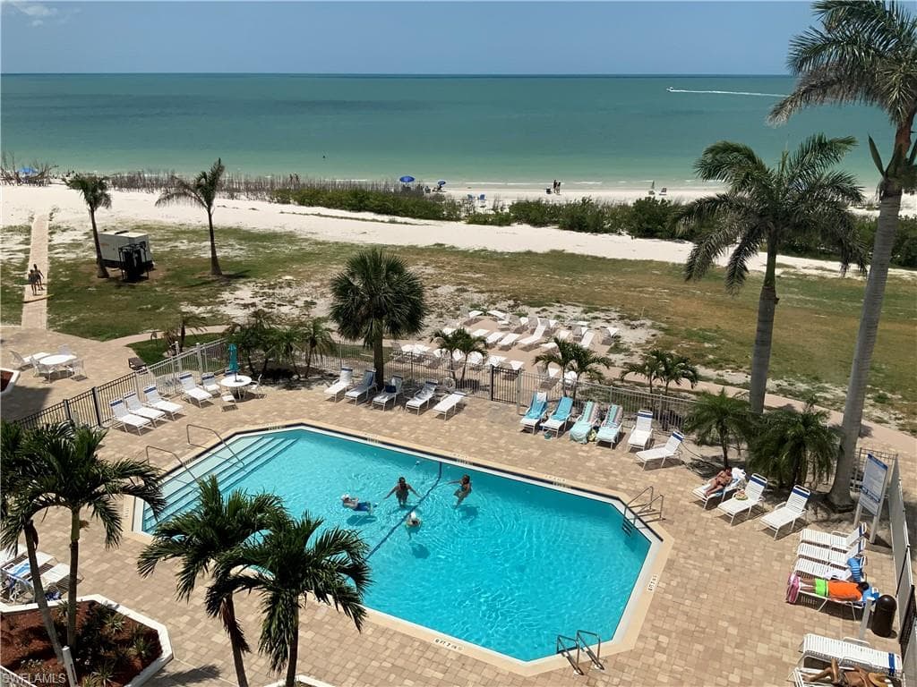 7330 Estero BLVD 508-16