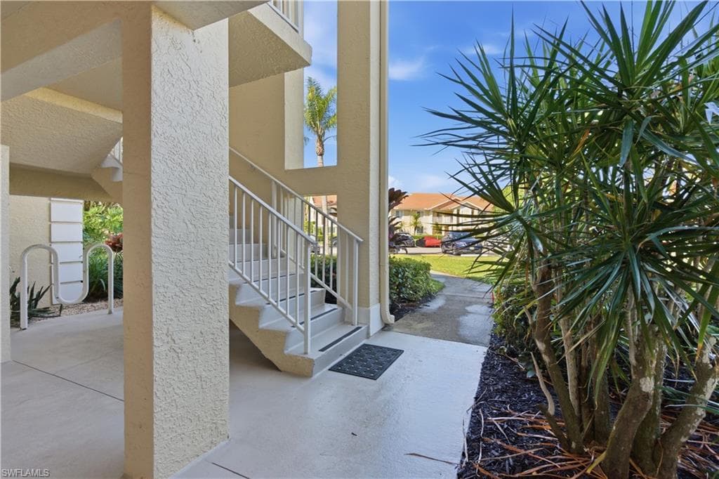 7736 Jewel LN # W103, NAPLES FL 34109-41