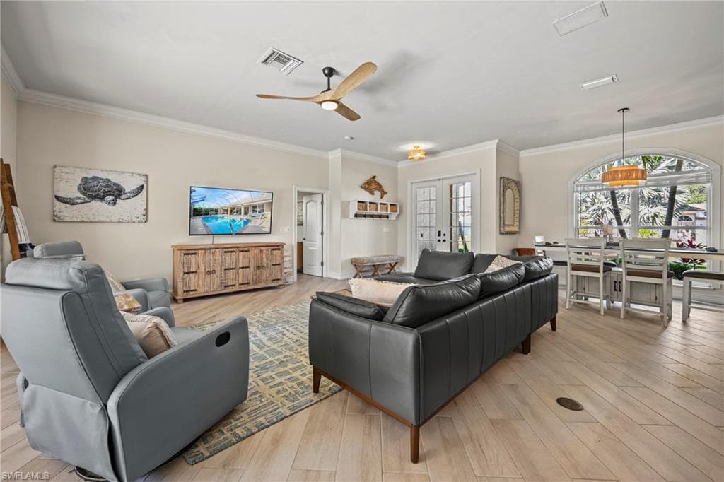 10630 Woodchuck LN-9