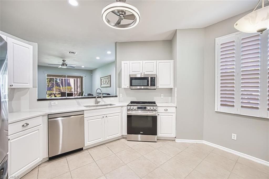 13600 Gulf Breeze ST-22