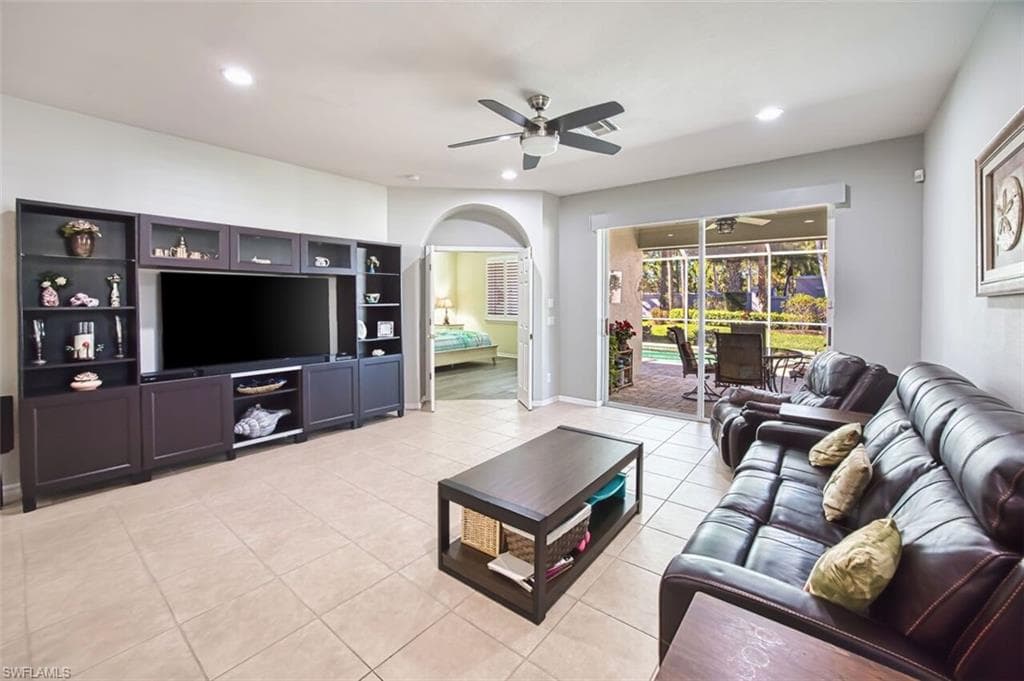 13600 Gulf Breeze ST-8
