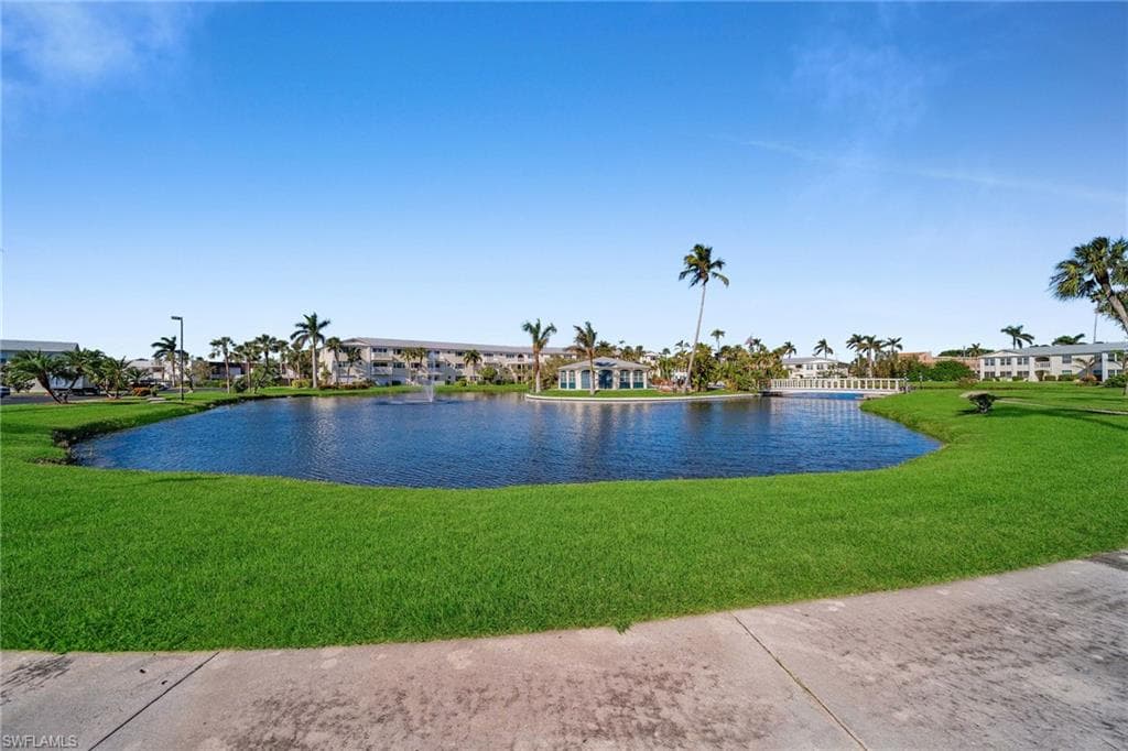 13540 Stratford Place CIR 202-22