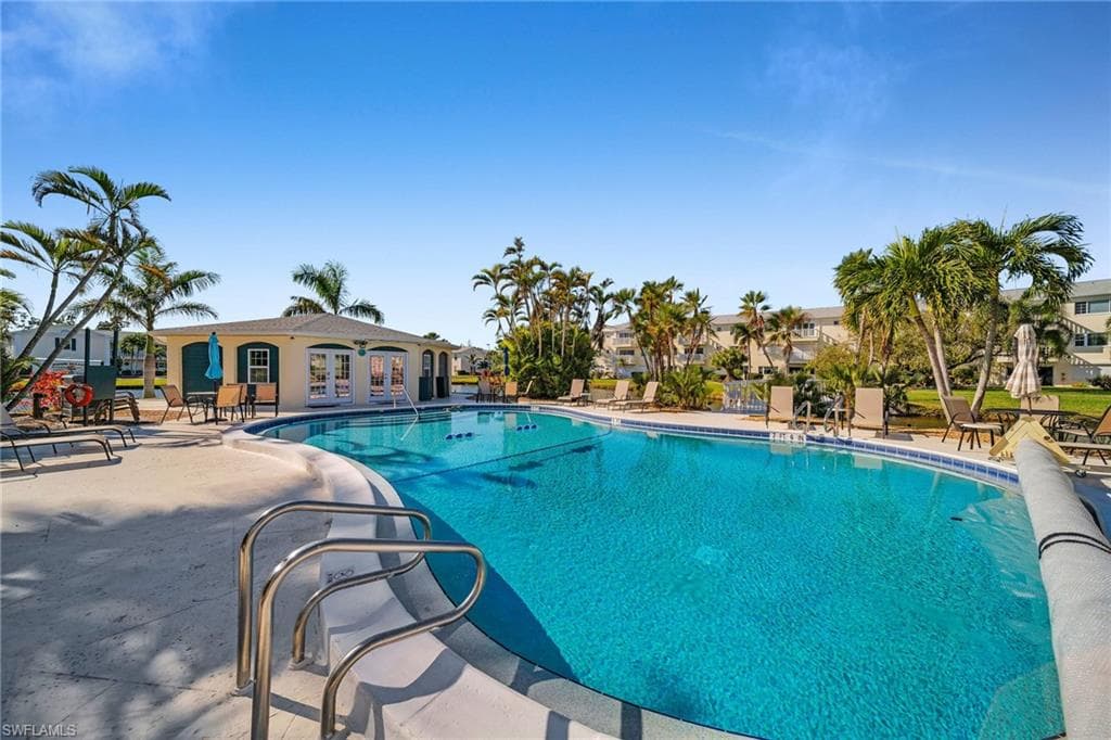 13540 Stratford Place CIR 202-26