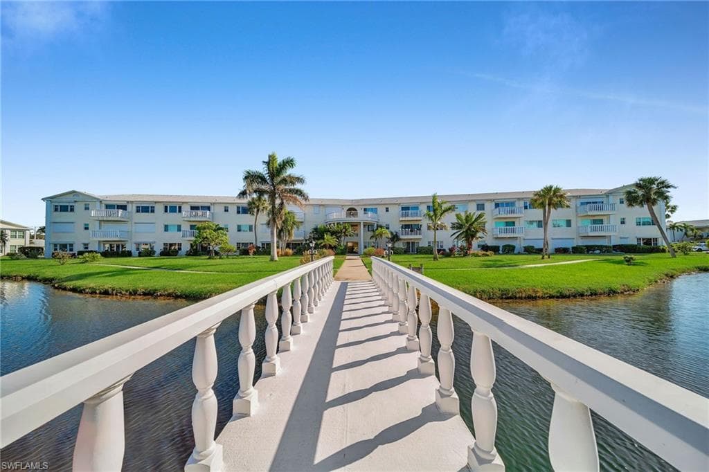 13540 Stratford Place CIR 202-24