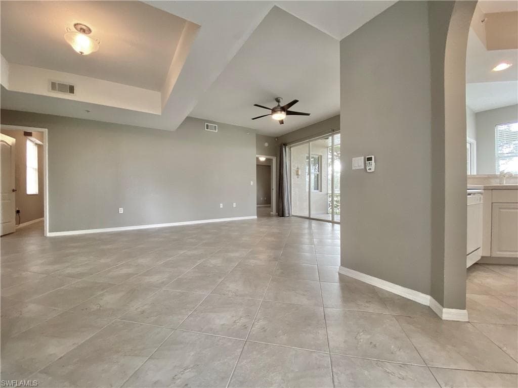 354 Dover PL # 104, NAPLES FL 34104-6