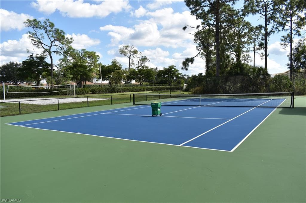 354 Dover PL # 104, NAPLES FL 34104-27