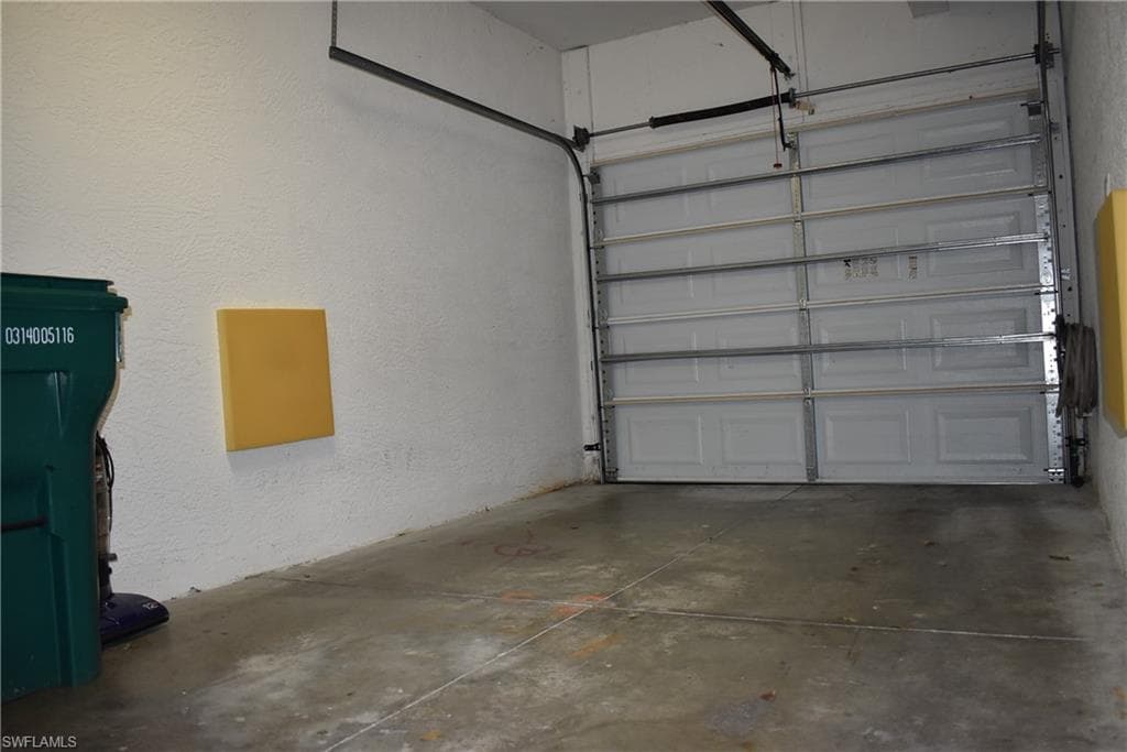 354 Dover PL # 104, NAPLES FL 34104-29