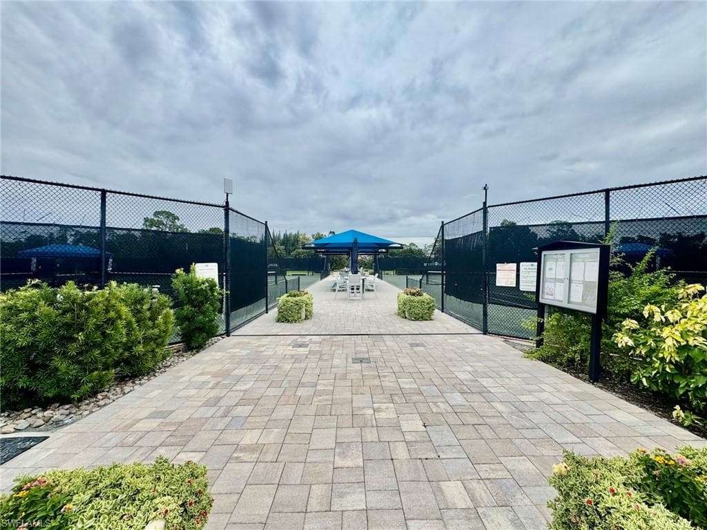 1724 Pine Valley DR 308-33