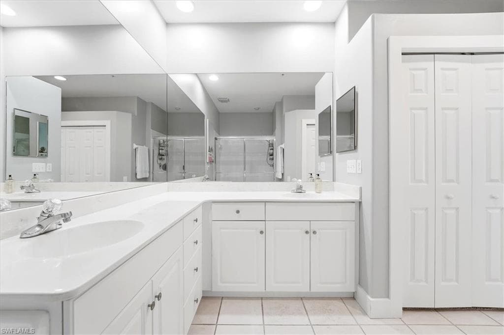 8259 Parkstone PL 8202-19