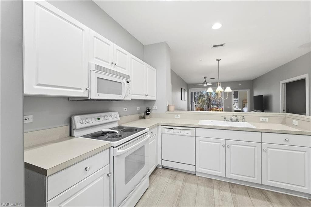 8259 Parkstone PL 8202-9