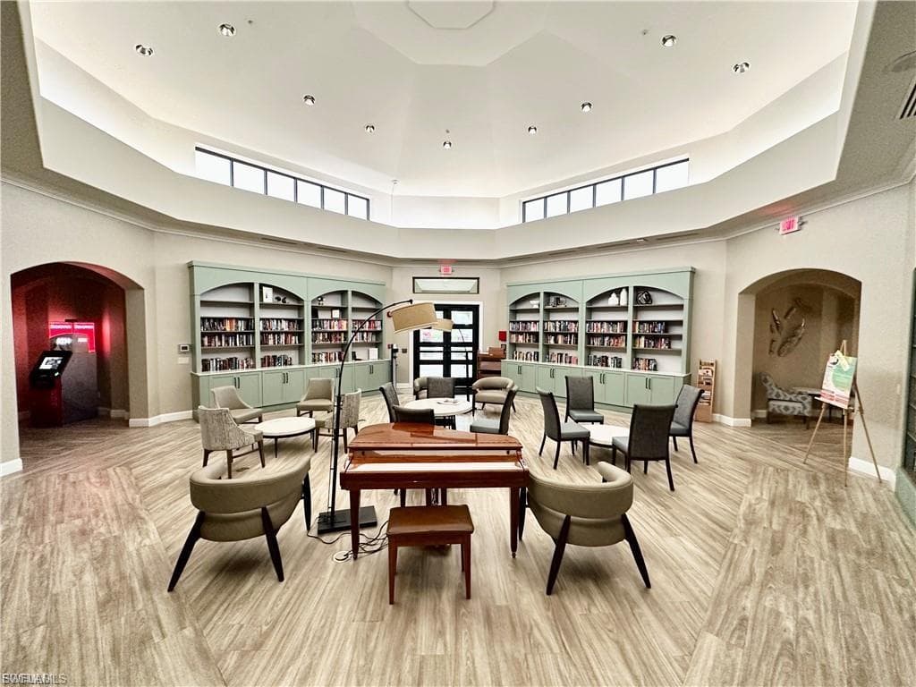 10500 Pistoia DR-42