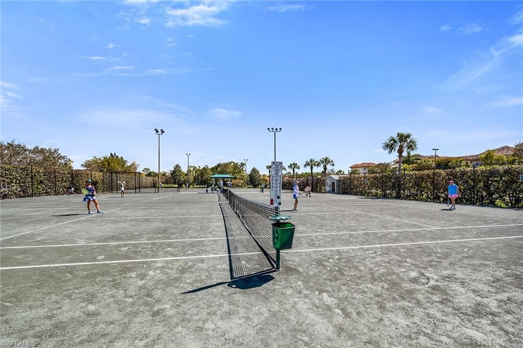 7025 Dennis CIR # G202, NAPLES FL 34104-35