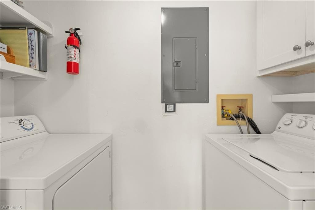 253 Daniel DR-28
