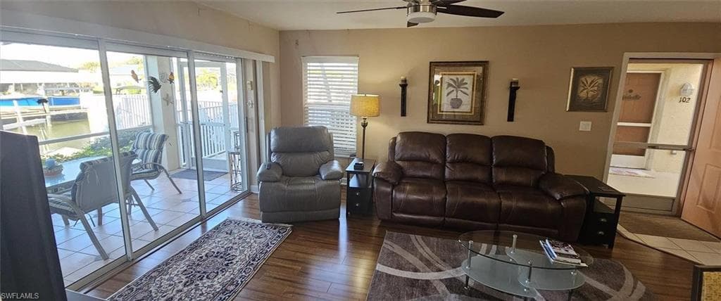 925 SW 47th TER # 101, CAPE CORAL FL 33914-25