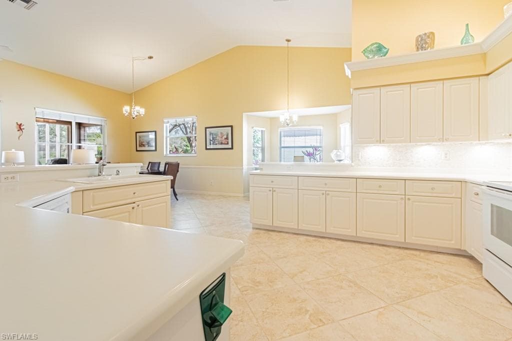 2256 Heritage Greens DR-5