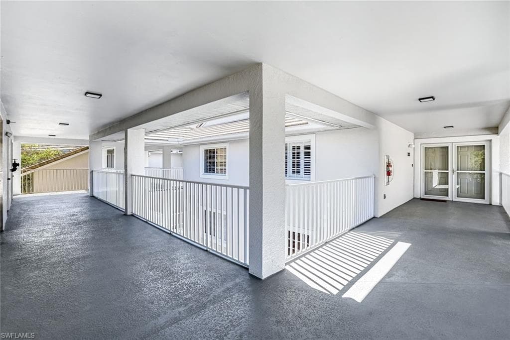 760 Waterford DR 303-12