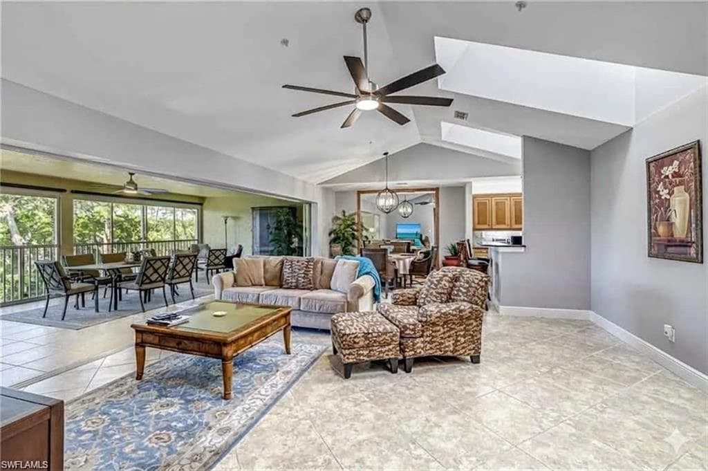 760 Waterford DR 303-11