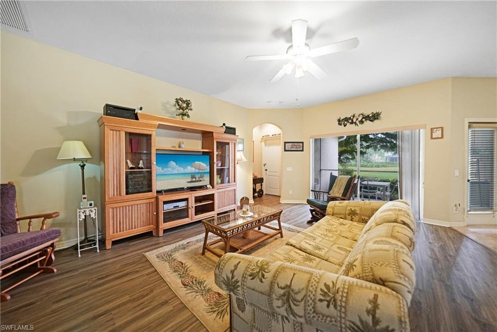 2454 Blackburn CIR-9