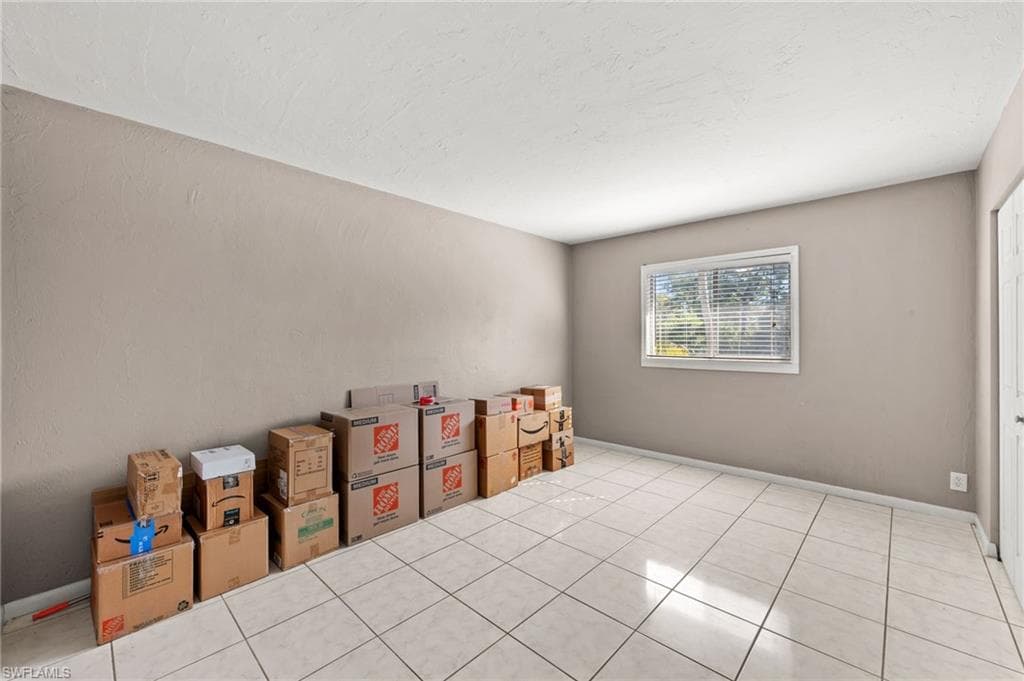 27260 Horne AVE # 21, BONITA SPRINGS FL 34135-16