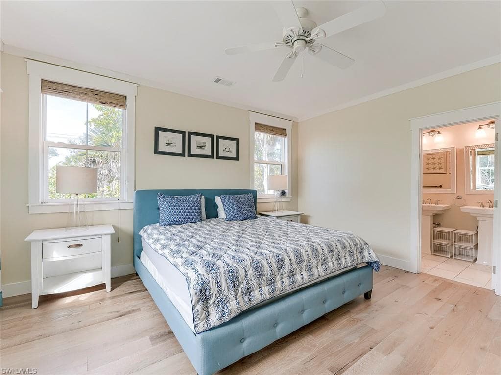 1550 Centre ST-11