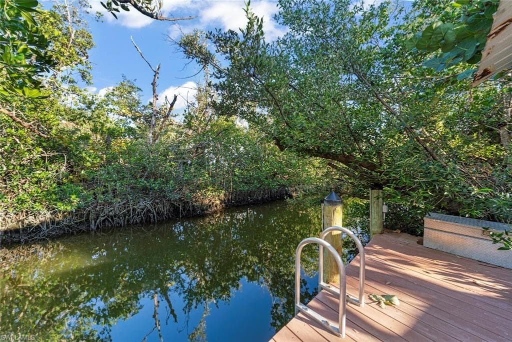 1056 S Yachtsman DR-22
