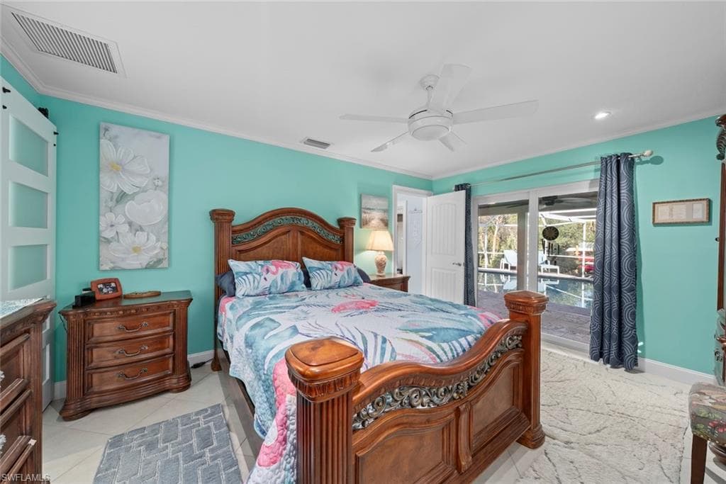 1056 S Yachtsman DR-10