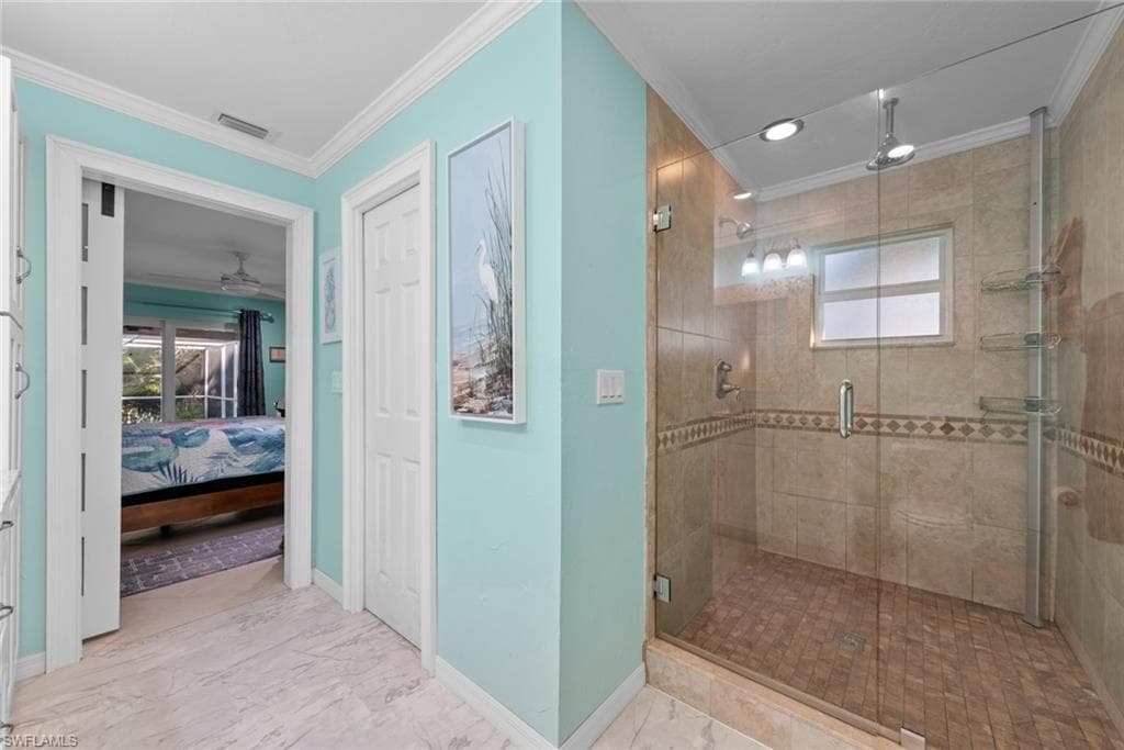1056 S Yachtsman DR-12