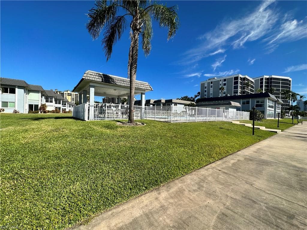 3392 N Key DR # 7, NORTH FORT MYERS FL 33903-21