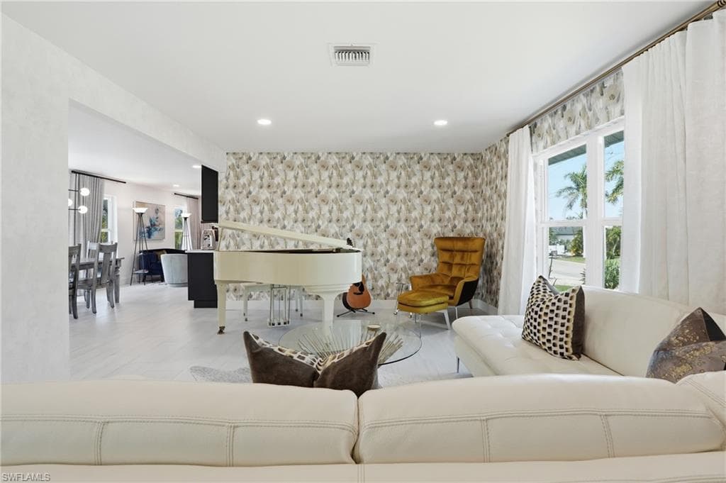 26 Fairview BLVD-6