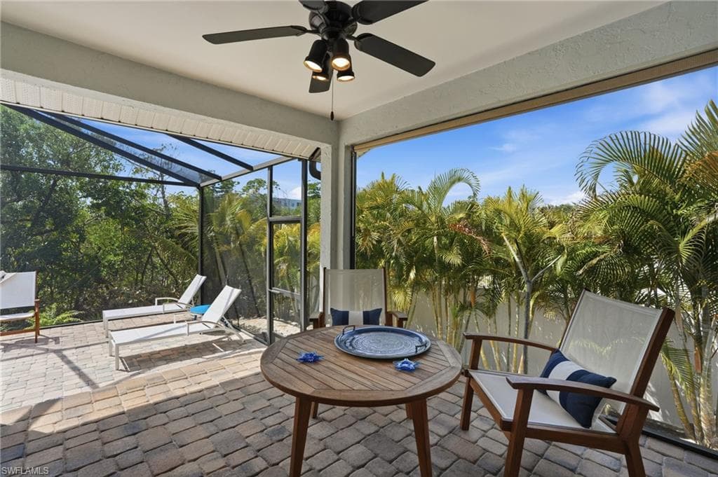 26 Fairview BLVD-32