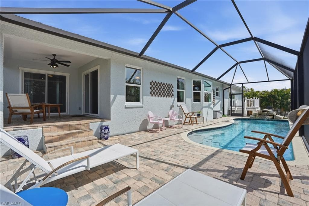 26 Fairview BLVD-34
