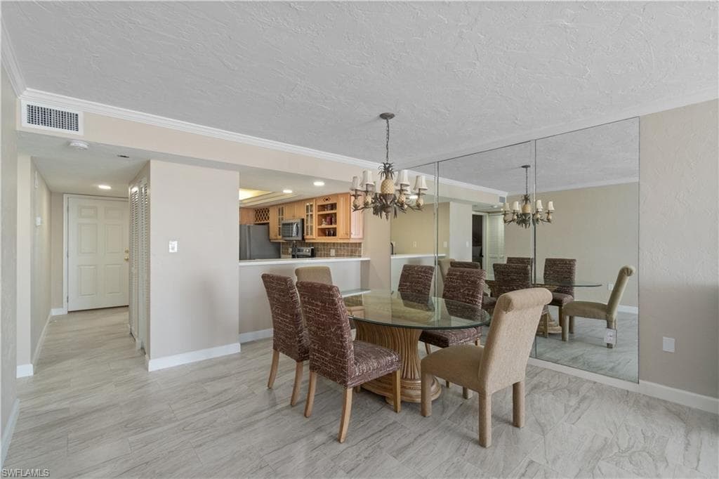 8400 Estero BLVD 303-10