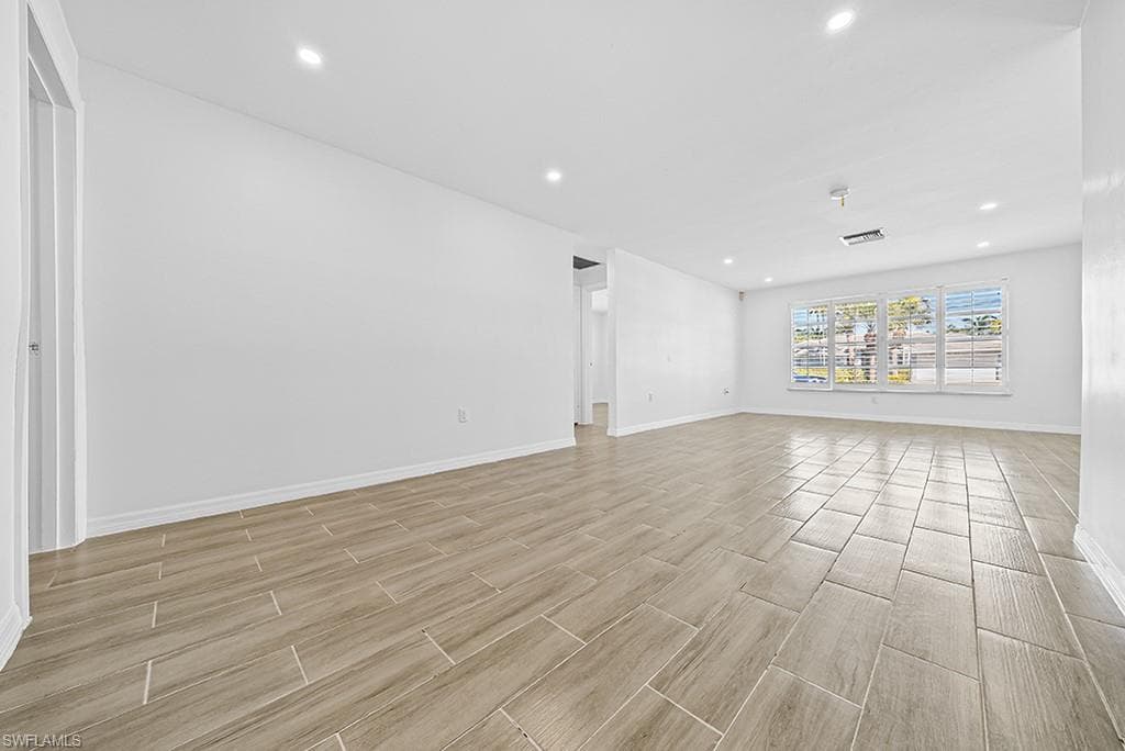 2175 Shad CT-18