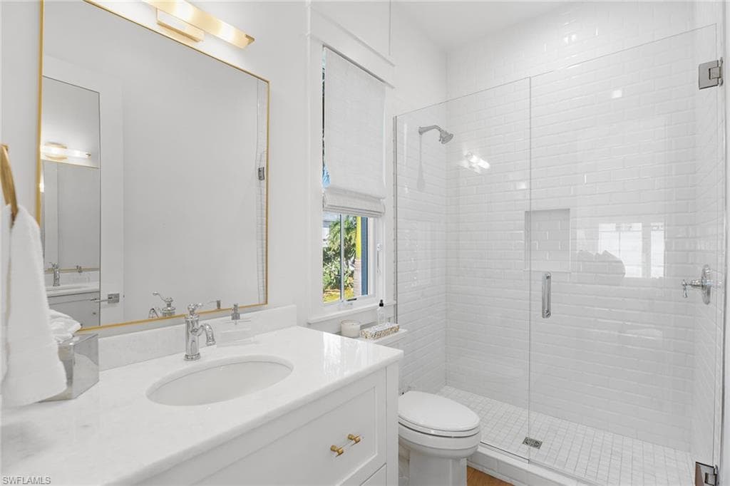 901 10th AVE S-44