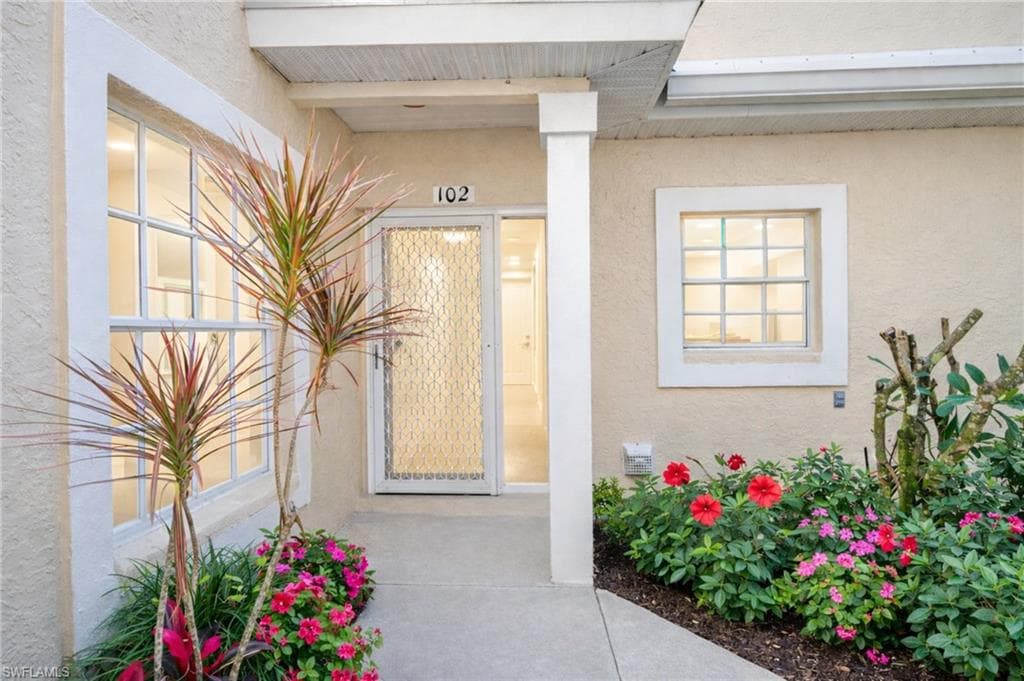 2806 Aintree LN # H102, NAPLES FL 34112-22