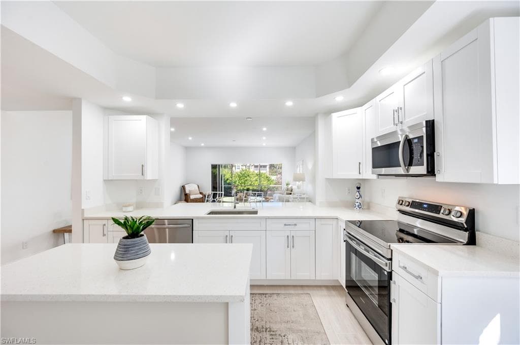 2806 Aintree LN # H102, NAPLES FL 34112-12