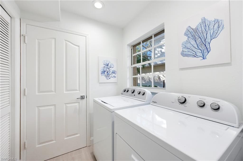 2806 Aintree LN # H102, NAPLES FL 34112-21