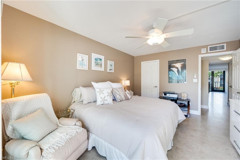 3000 Gulf Shore BLVD N # 212, NAPLES FL 34103-14