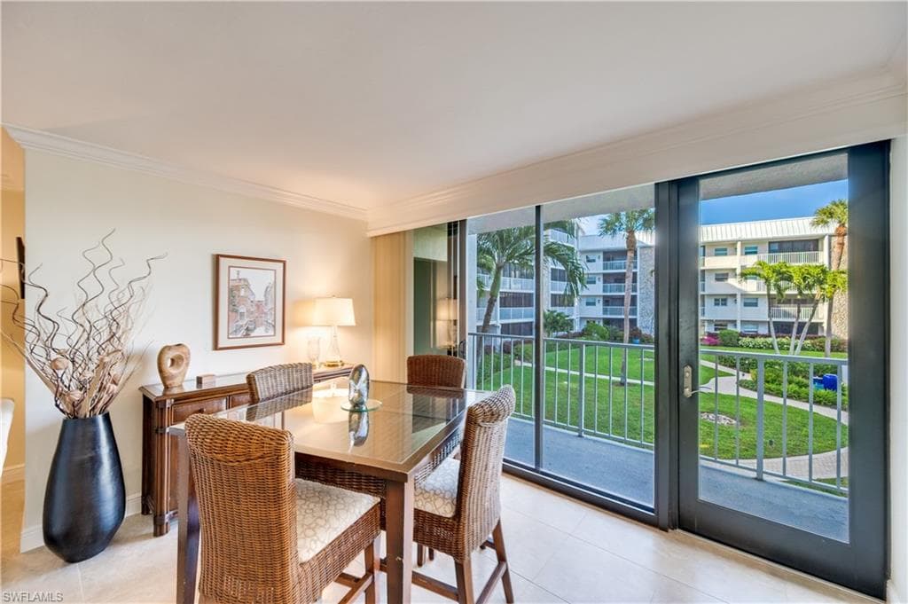 3000 Gulf Shore BLVD N # 212, NAPLES FL 34103-7