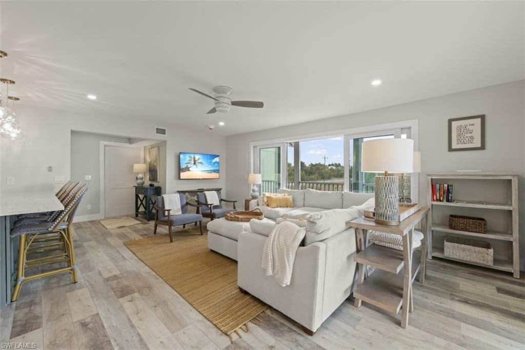 585 Gulf DR A2-12