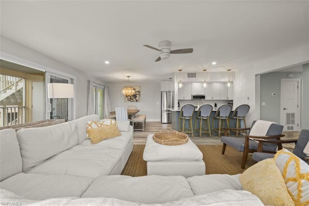 585 Gulf DR A2-4