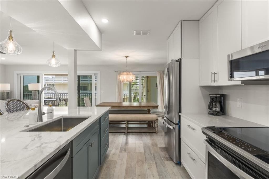 585 Gulf DR A2-8